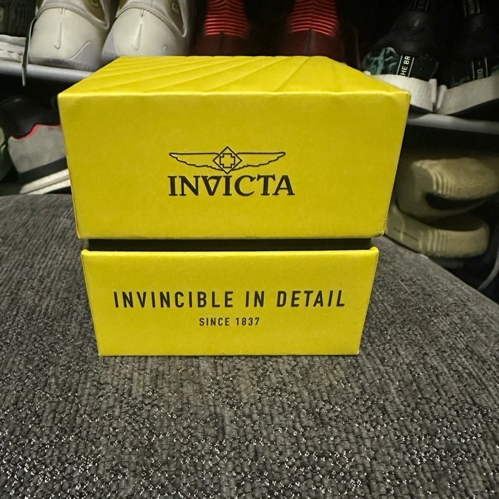 Invicta Men's Pro Diver Rose Case Black Silicone - 16136